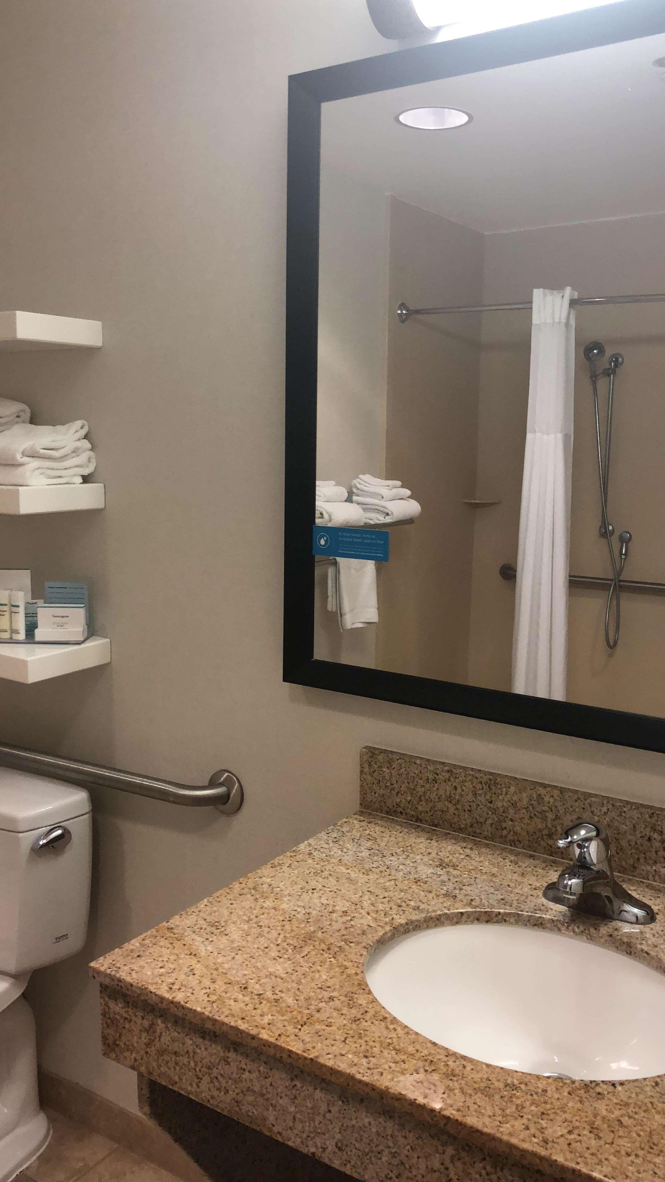 Hampton Inn & Suites Tulare Kültér fotó