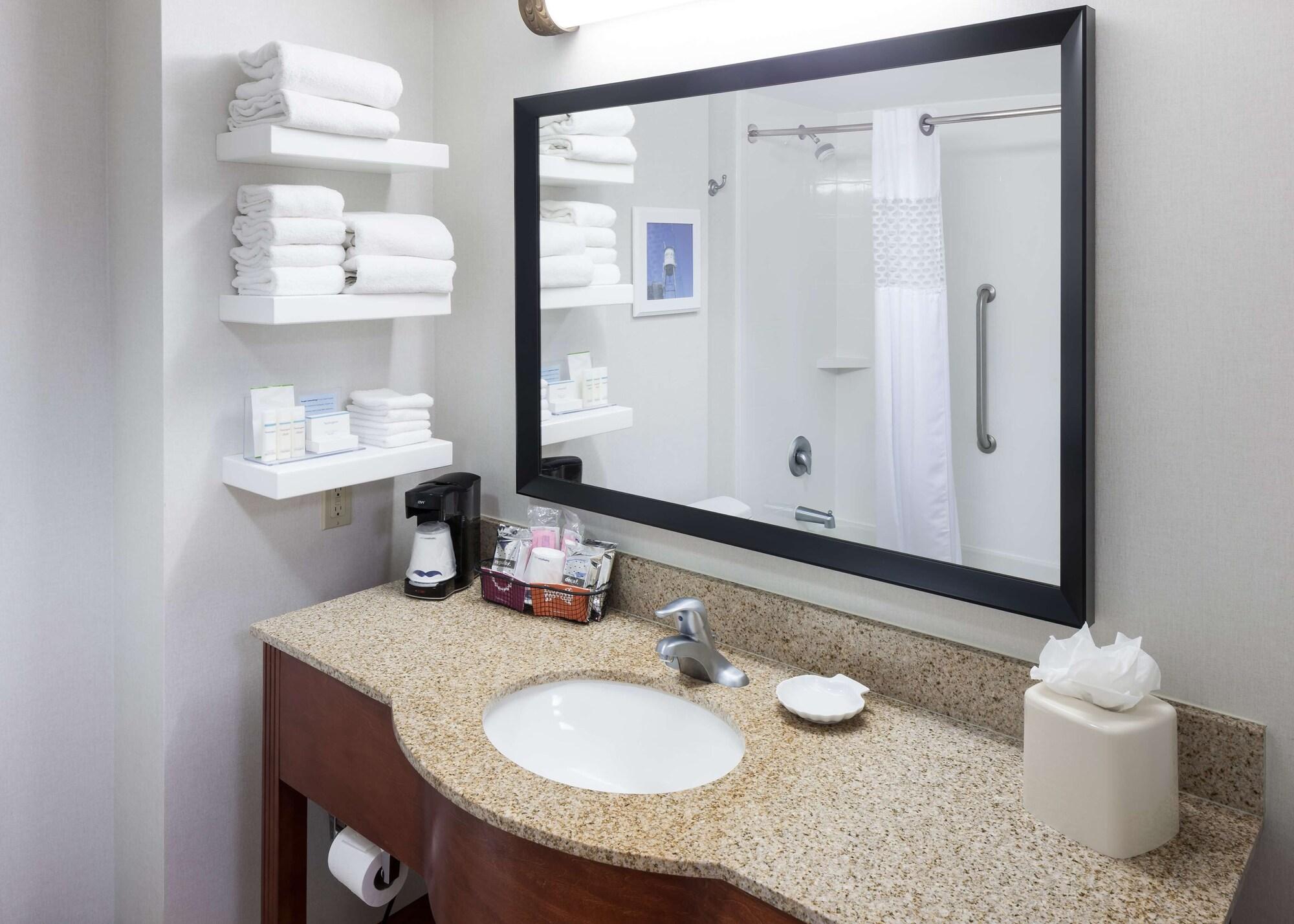 Hampton Inn & Suites Tulare Kültér fotó