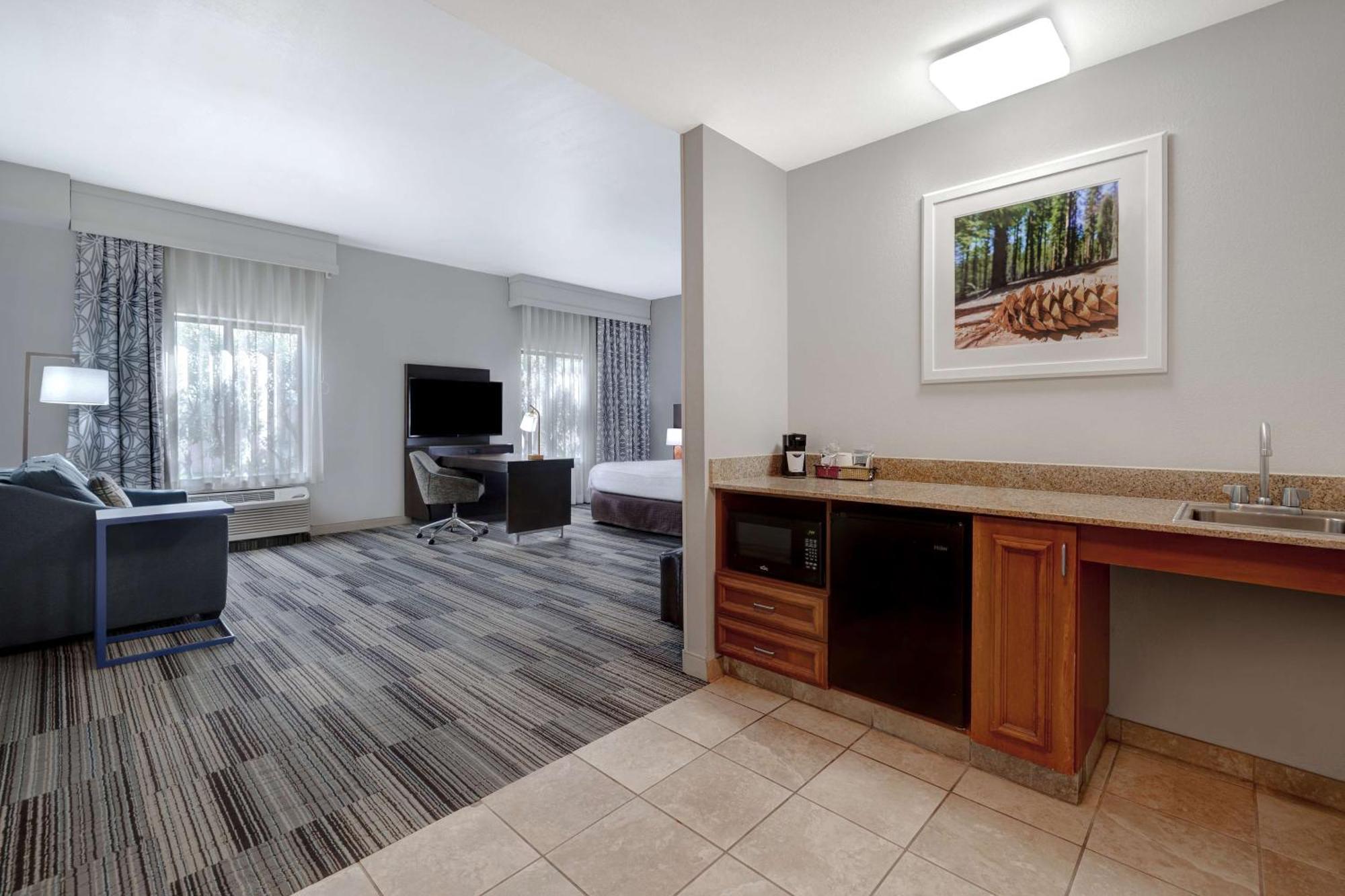 Hampton Inn & Suites Tulare Kültér fotó