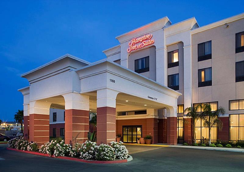 Hampton Inn & Suites Tulare Kültér fotó